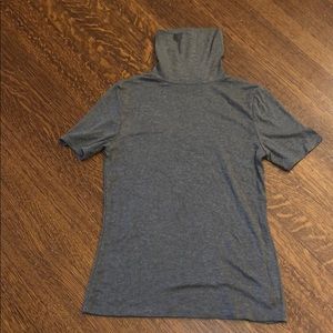 THEORY Grey TurtleNeck Tee Shirt NEVER WORN